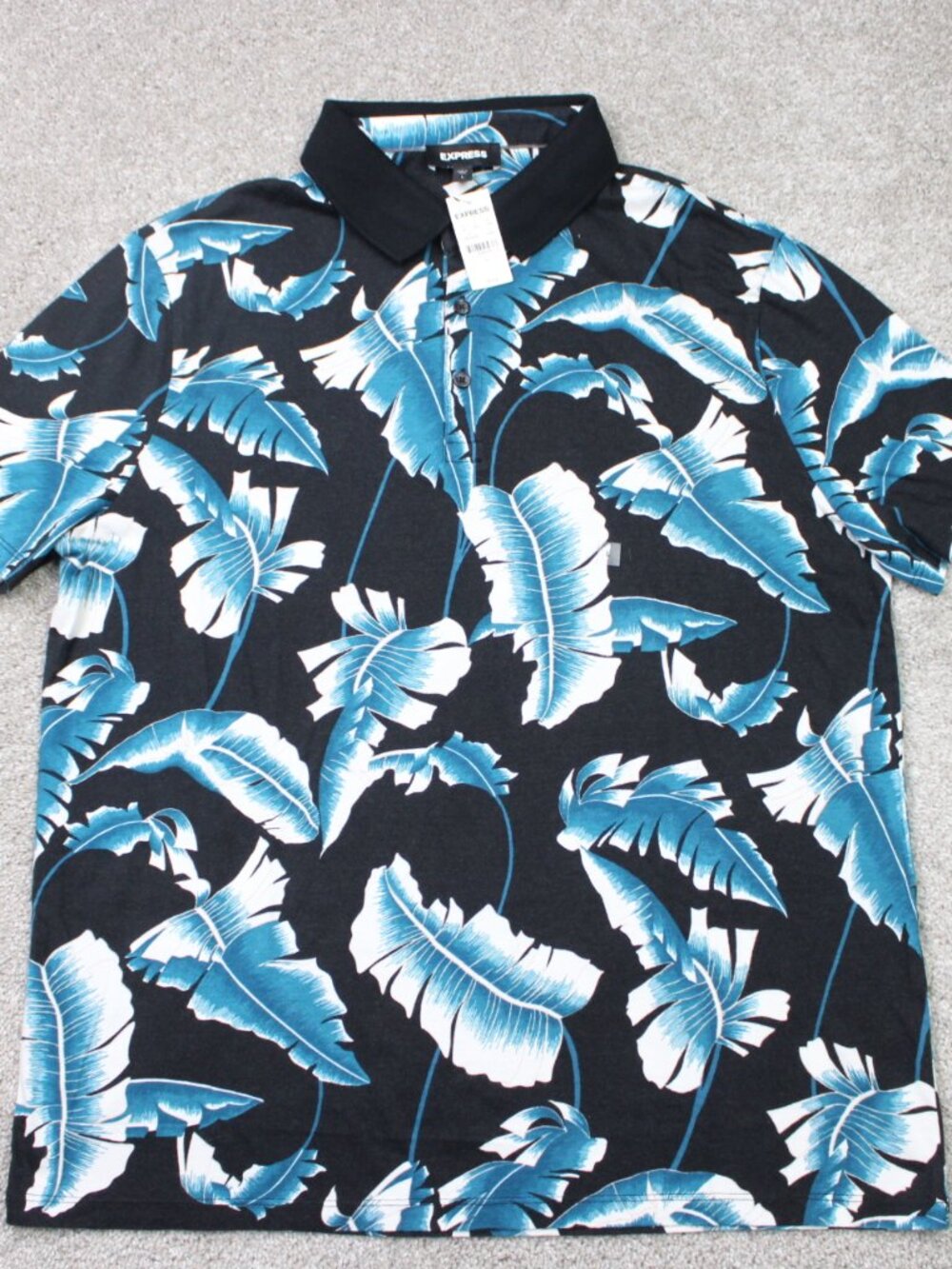 Express Shirt NWT Mens Large Blue/Black Floral Cotton/Modal Short Sleeve Casual
